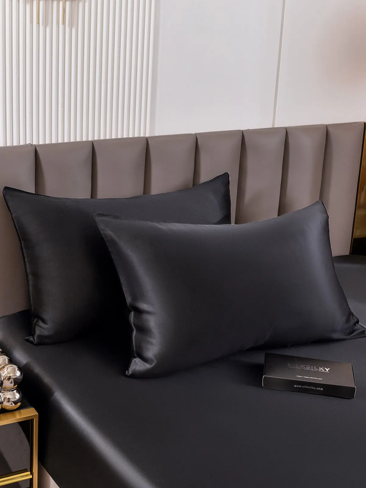 2Stk 30Momme 100% Silke Pudebetrk Bundt- Kuvert